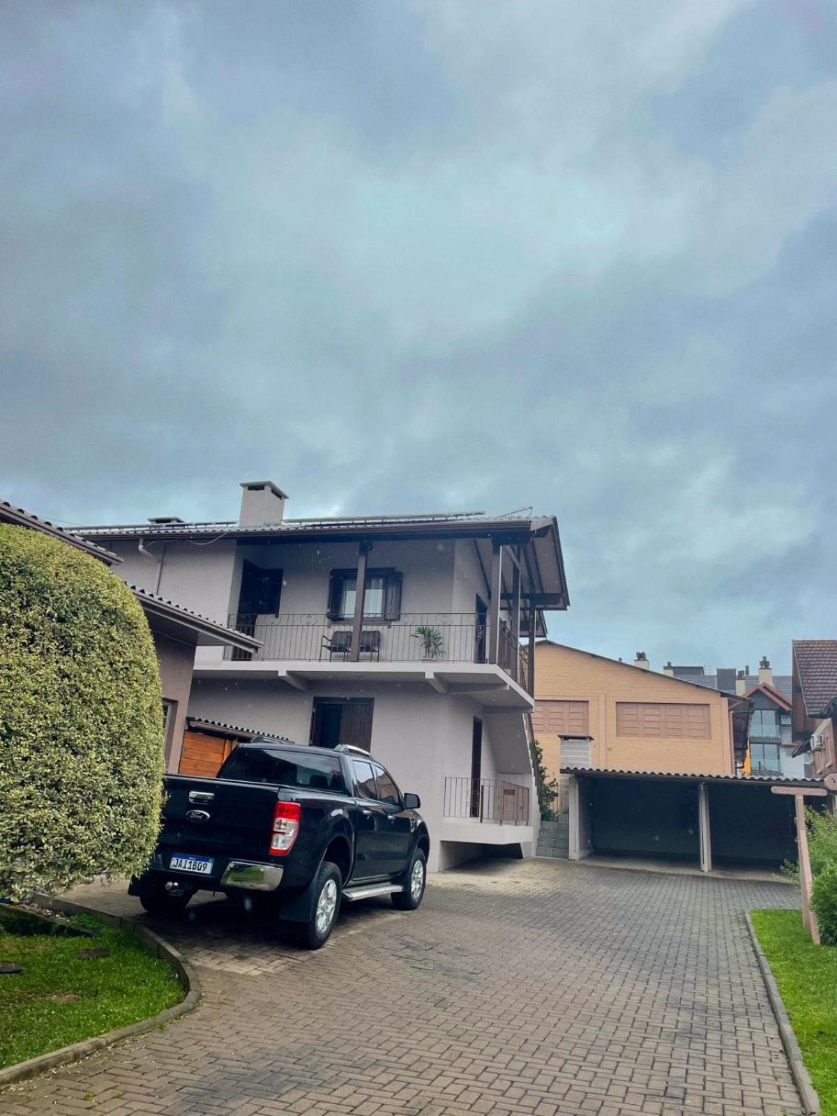 Familia Cavalli Apartment Gramado Exterior photo